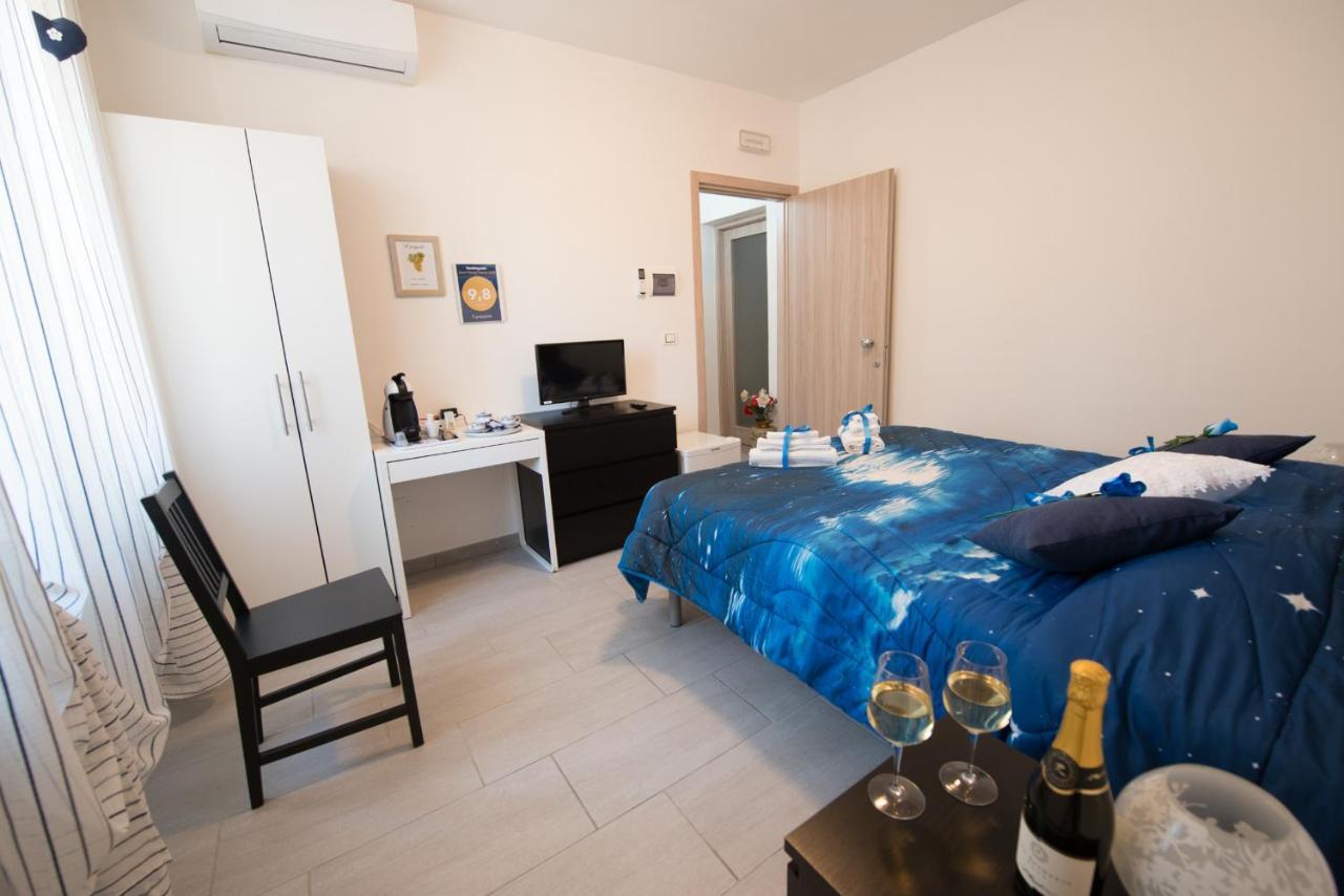 Residence Il Grappolo Di Gavi กาวี ภายนอก รูปภาพ